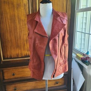 Vera Pelle Leather Sleeveless Jacket